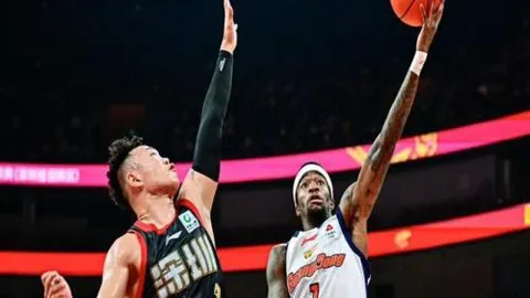 塞哈激战正酣，连胜势头不减！阿科能否抵挡住这场10胜9的狂潮？一触即发！